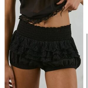 Out From Under Merrit Ruffle Lace Bloomer Short
